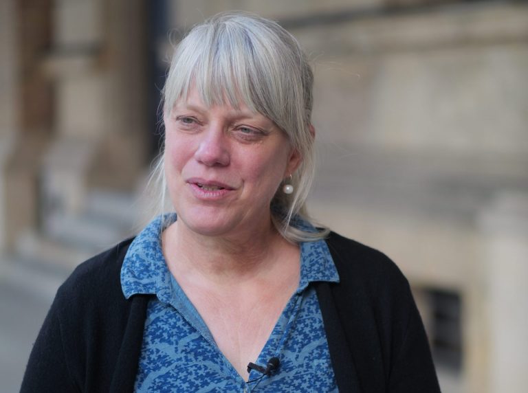 Deutsch-usbekisches Restaurierungs- und Wissensaustauschprojekt mit Dr. Anke Scharrahs